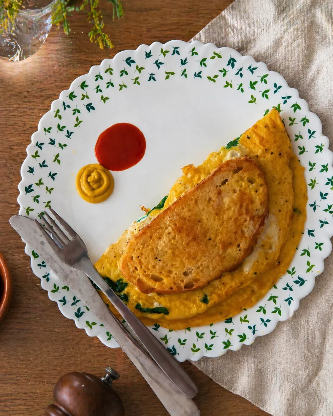 Spinach and Cheese Omelette Toast
